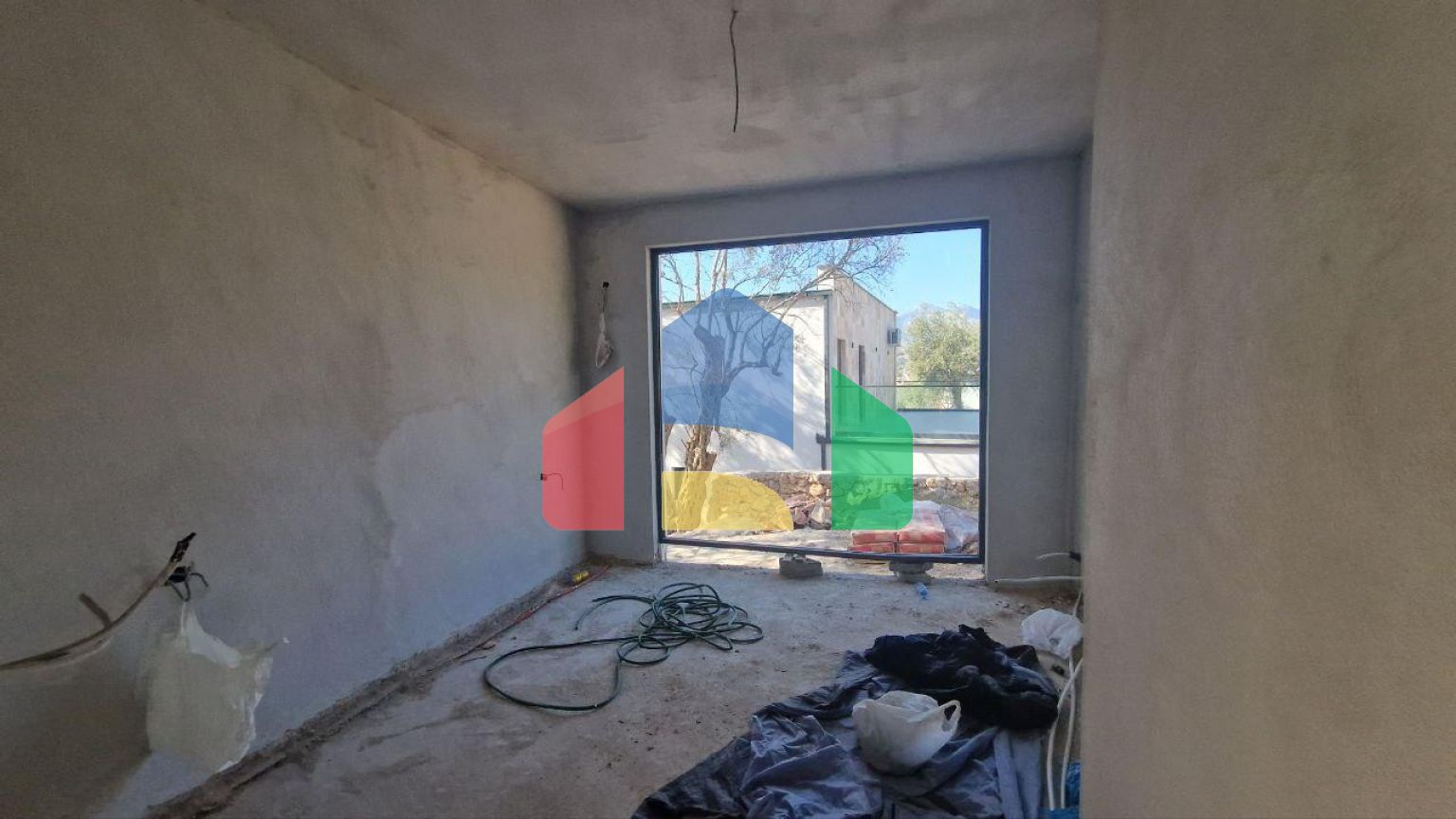 Новая двухэтажная вилла  в маслиновой роще в городе Бар