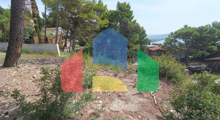 Plot with sea views, 5 minutes walk to the beach in the Green Belt.