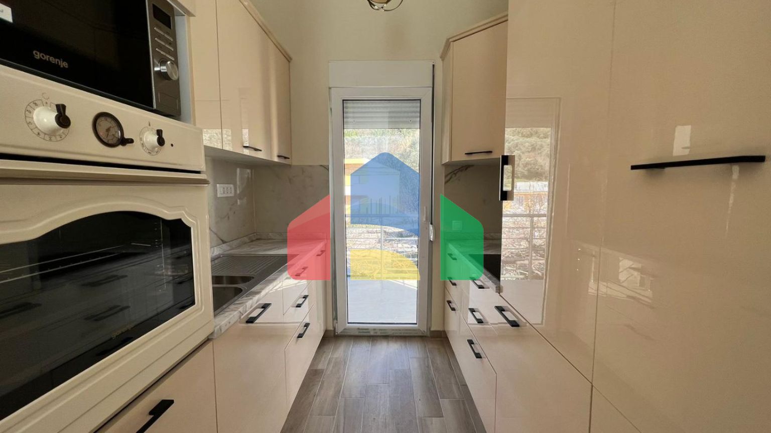 Новый двухэтажный дом в Баре, район Залево