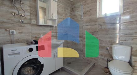 Дом с двумя раздельными квартирами в Баре, район Шушань