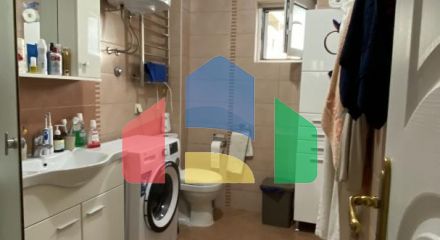 Квартира с двумя спальнями в пятиэтажном доме в районе Илино, Бар.