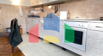 Двухэтажный дом с участком в районе Илино, Бар.