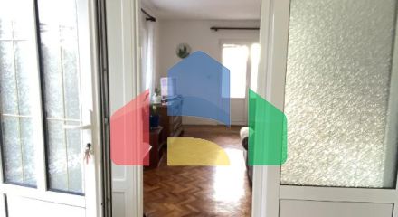 Двухэтажный дом с участком в районе Илино, Бар.