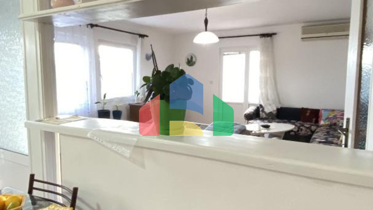 Двухэтажный дом с участком в районе Илино, Бар.