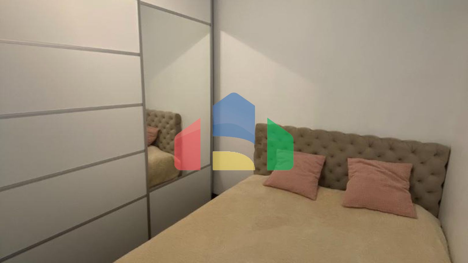 Квартира в новом доме в центре Бара.