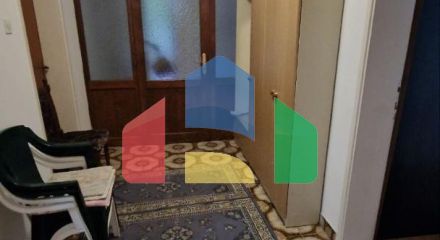 Легальная квартира с тремя спальнями на втором этаже четырехэтажного дома в Шушань, Бар.