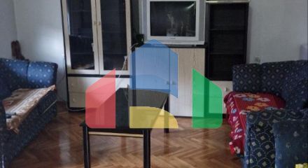 Легальная квартира с тремя спальнями на втором этаже четырехэтажного дома в Шушань, Бар.