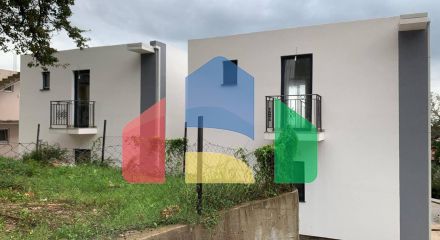 Houses with a view in Bar, Shushan