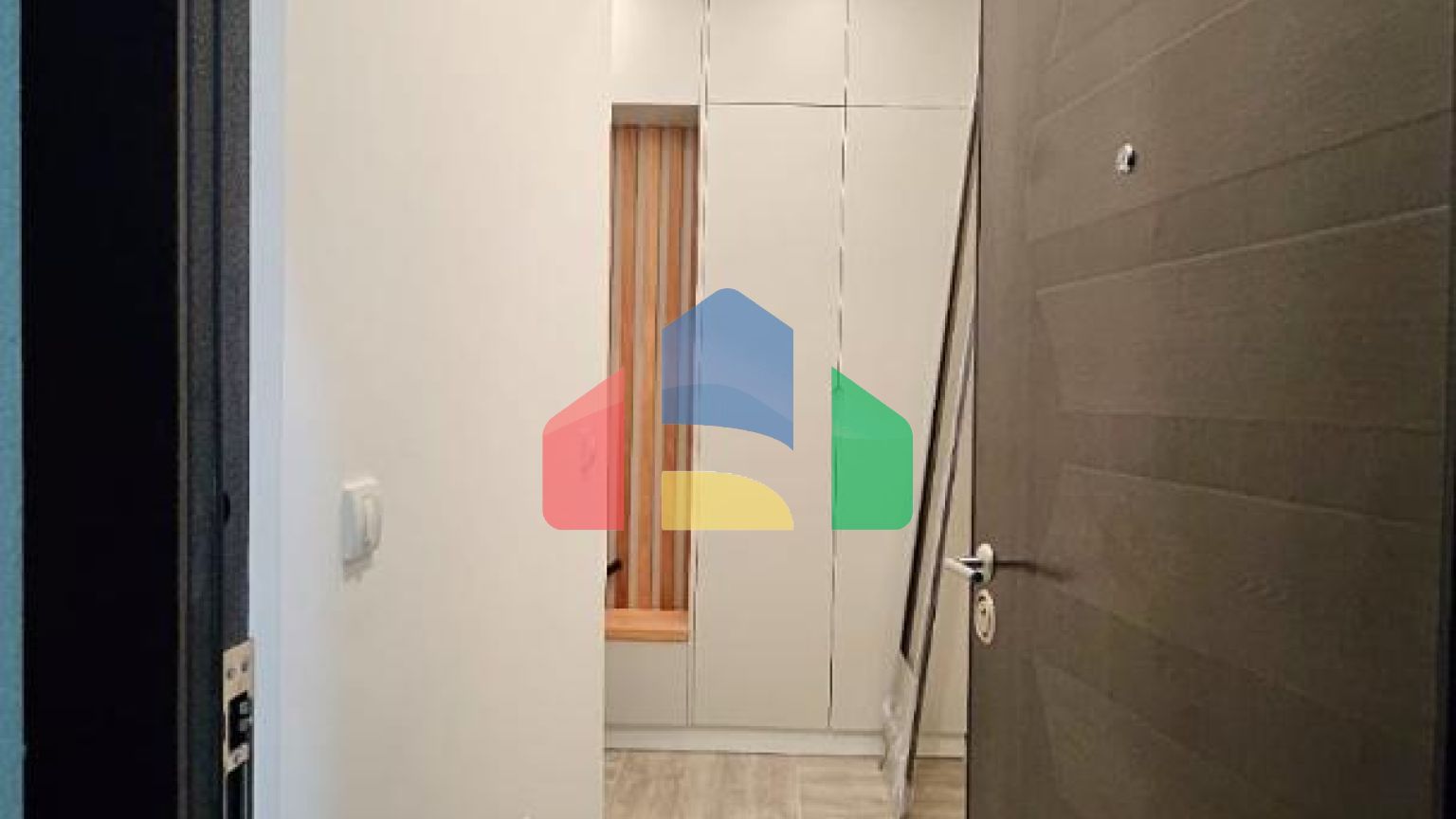 Студия с дизайнерским ремонтом с одной спальней в Баре