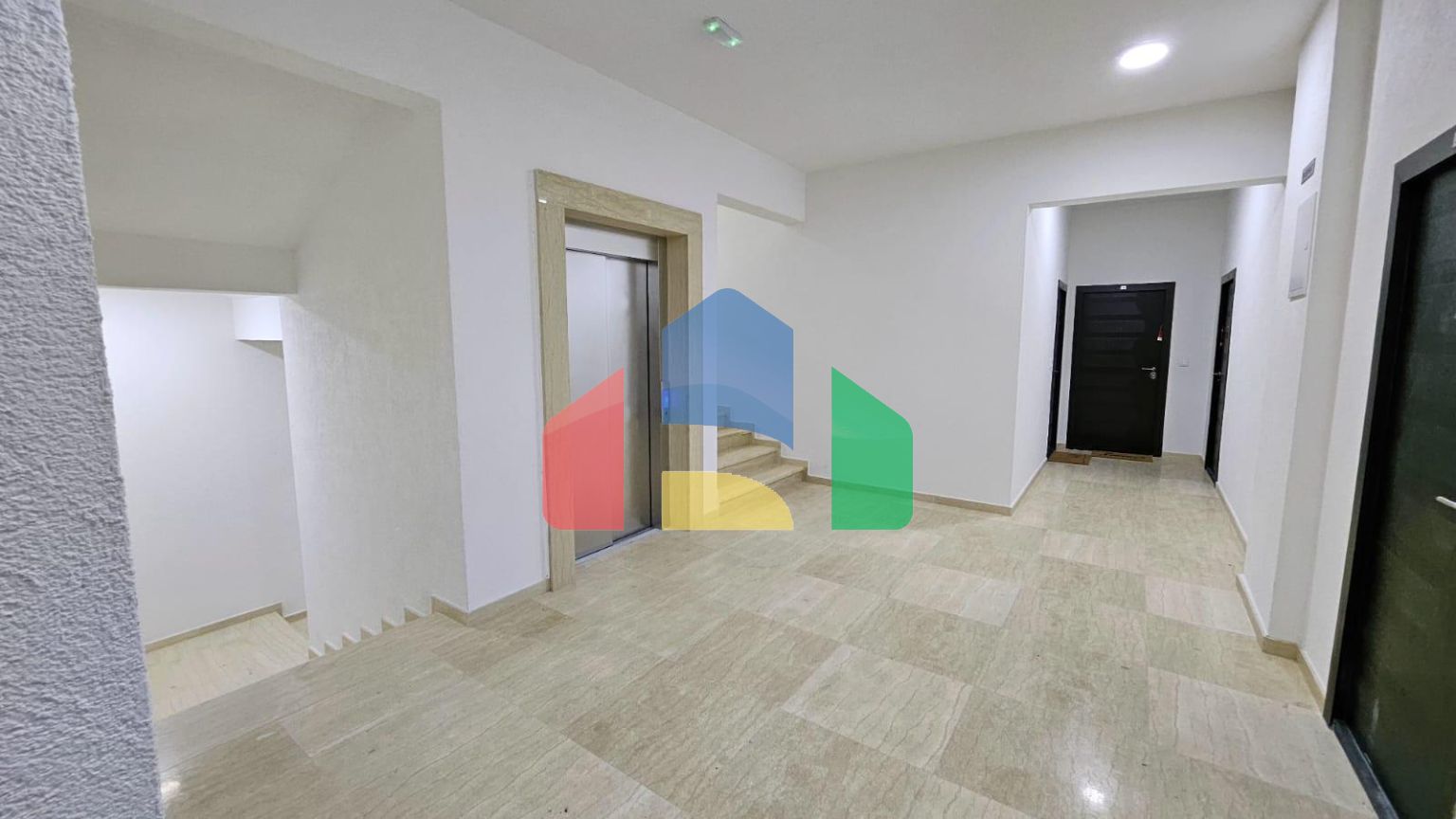 Студия с дизайнерским ремонтом с одной спальней в Баре