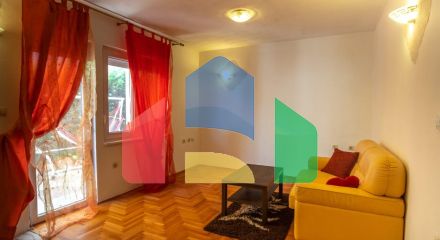 Дом в пригороде Бара, район Полье