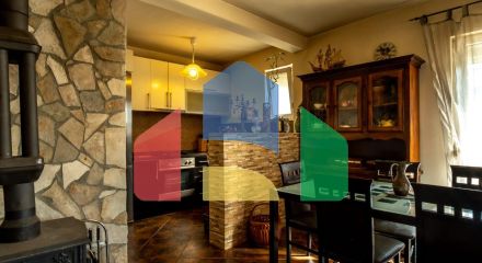 Дом в пригороде Бара, район Полье