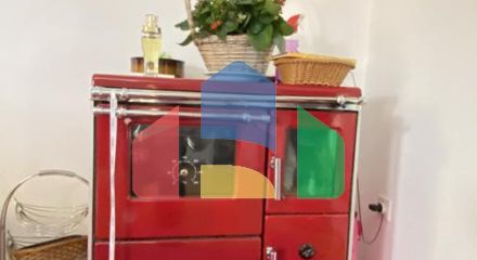 Двухэтажный дом с видом в Старом Баре.