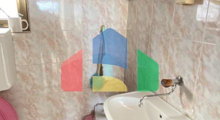 Двухэтажный дом с видом в Старом Баре.