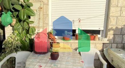 Двухэтажный дом с видом в Старом Баре.