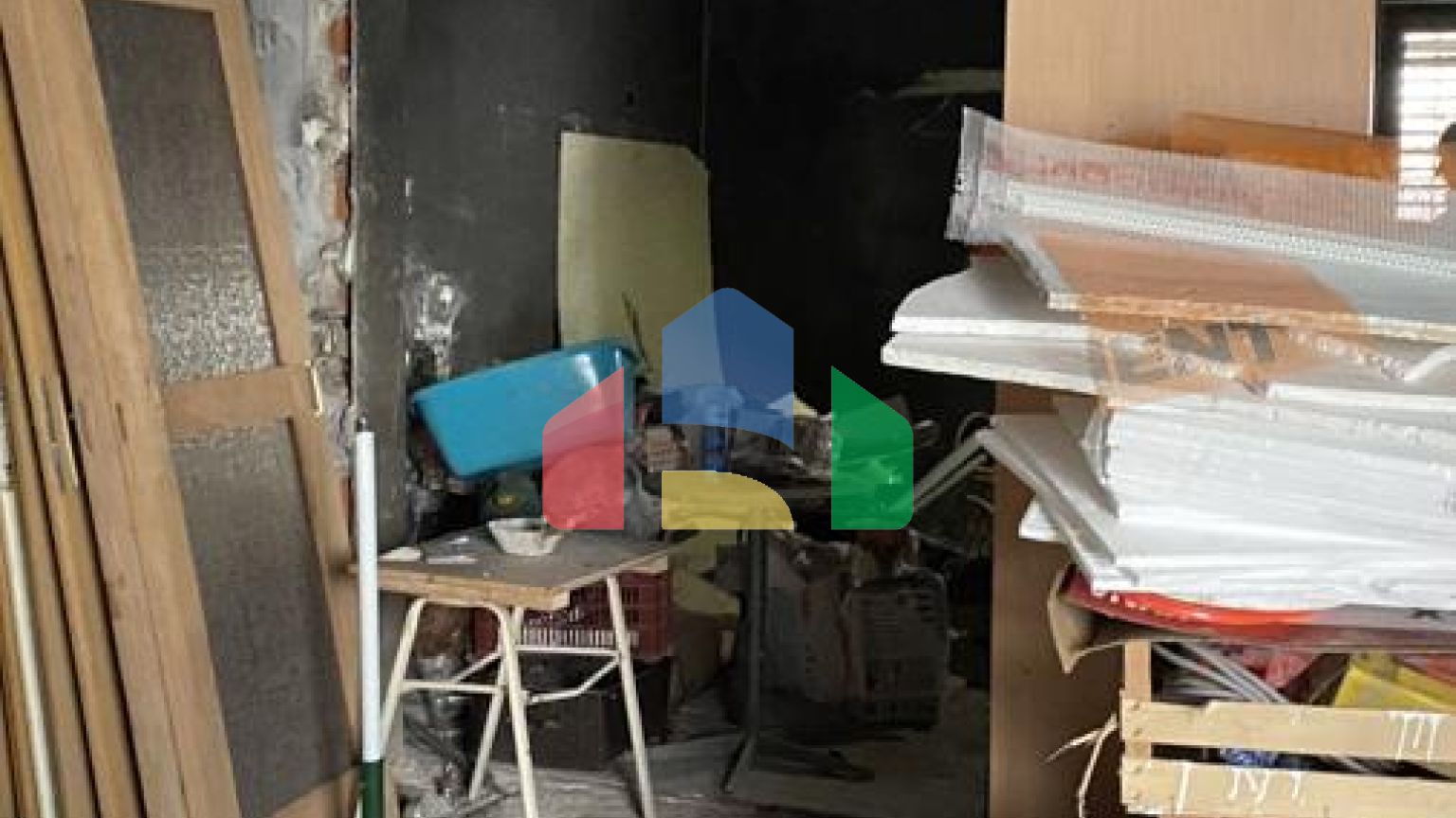 Двухэтажный дом с видом в Старом Баре.