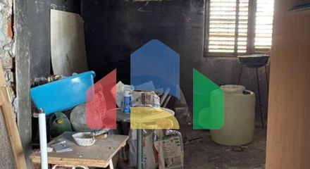 Двухэтажный дом с видом в Старом Баре.