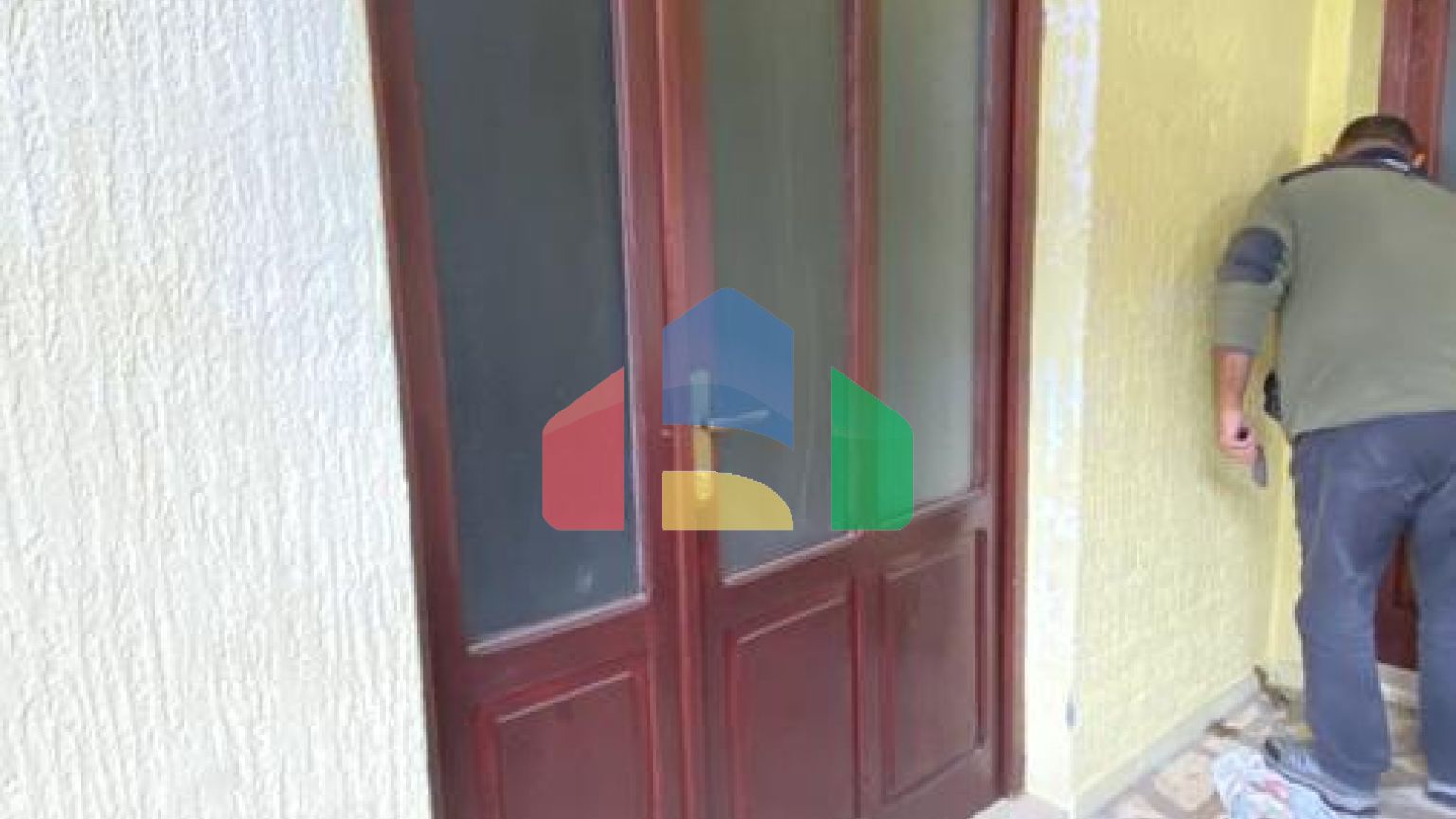 Двухэтажный дом с видом в Старом Баре.