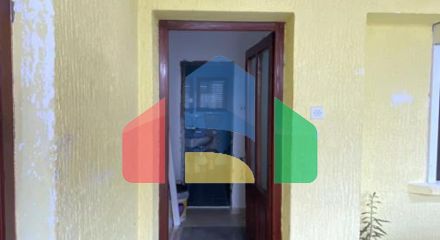 Двухэтажный дом с видом в Старом Баре.