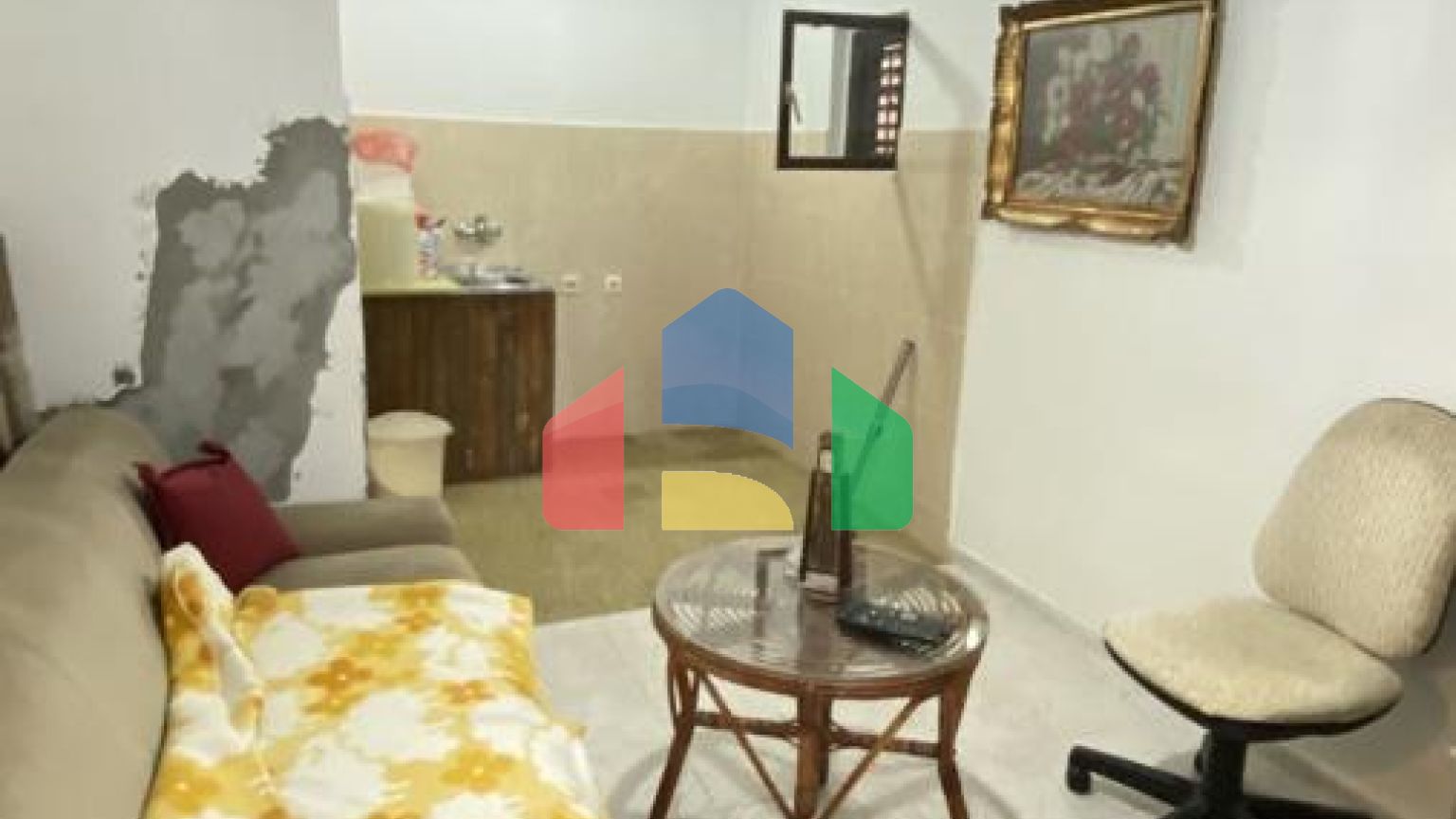 Двухэтажный дом с видом в Старом Баре.