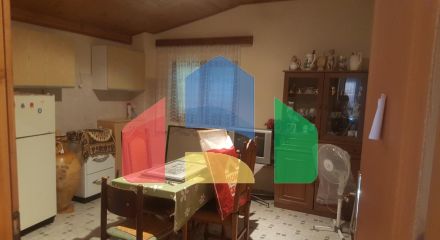 Двухэтажный дом с большим участком в районе Шушань, Бар.