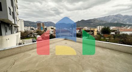 Новая квартира с подземным паркинг местом и большой террасой, Бар
