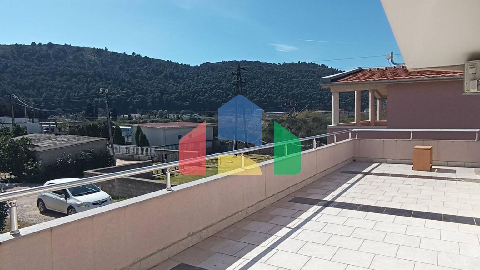 Дом в Баре в районе Поле