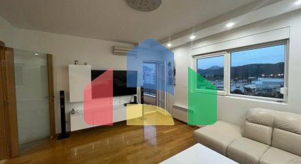 We offer for sale a 2-bedroom apartment in one of the new buildings in the center of Bar.