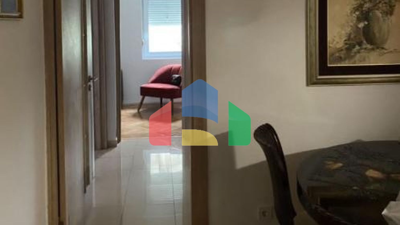 Уютная квартира с 3 спальнями в Баре