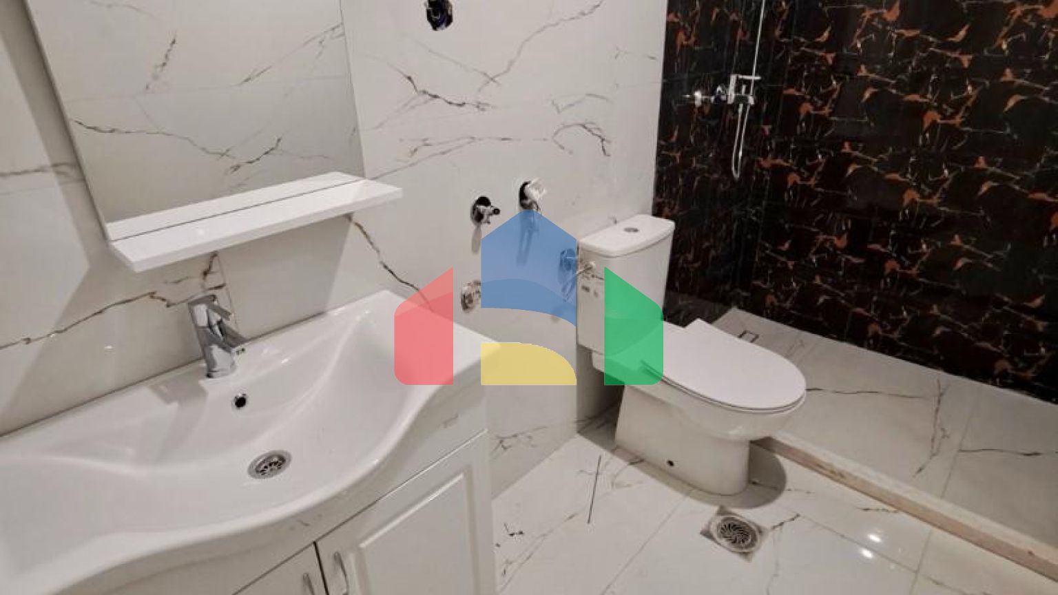 Квартира с 1 спальней, не далеко от центра Бара по хорошей цене.