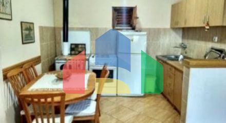 Дом с большим участком и видом на море в Баре