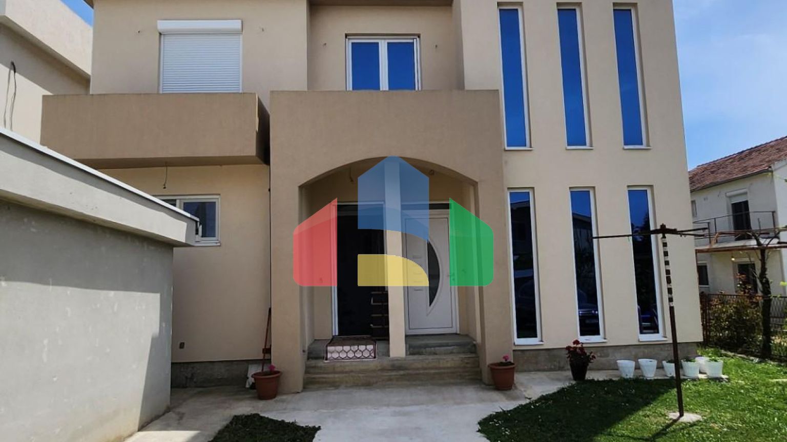 Новый двухэтажный дом в Челуге, город Бар