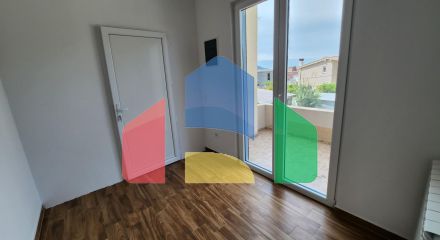 Новый двухэтажный дом в Челуге, город Бар