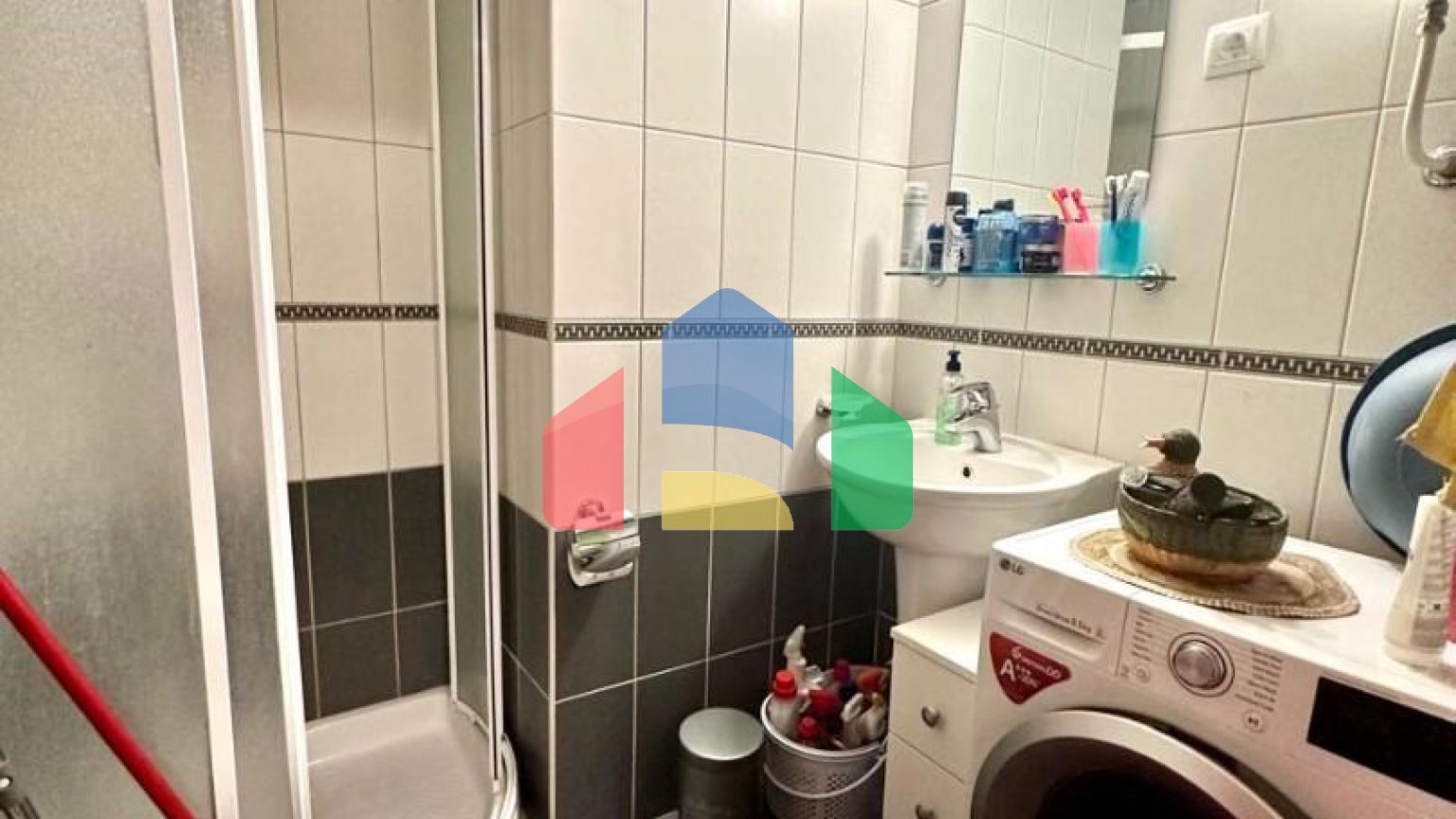 Квартира с видом 2 спальнями в Зеленом доме рядом с портом в Баре