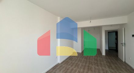 Квартира с 1 спальней в Баре с видом на море