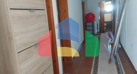 Предлагается к продаже дом в городе Бар, район Полье.