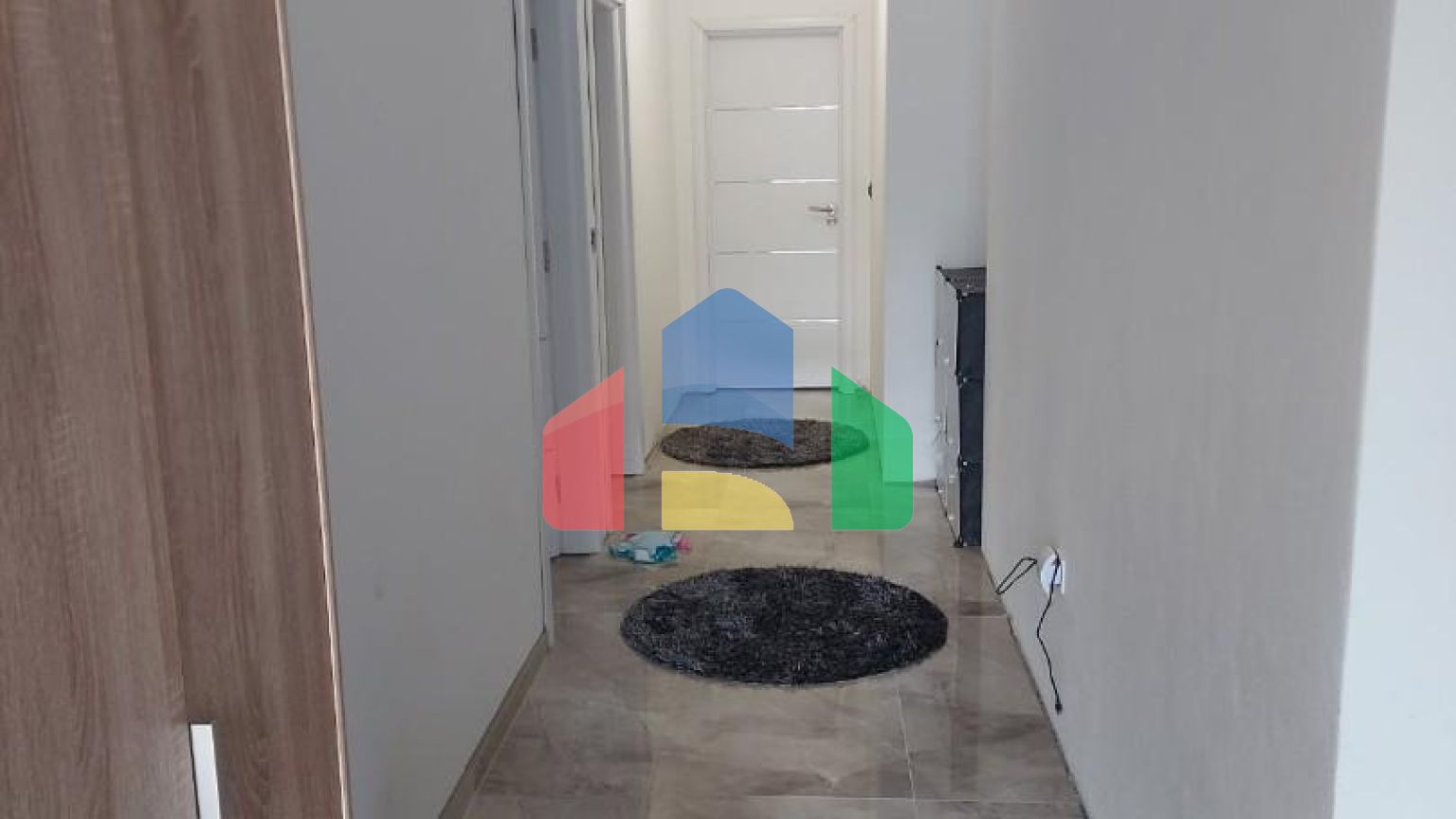 Предлагается к продаже дом в городе Бар, район Полье.