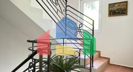 Предлагается к продажае дом в Барской ривьере, местечко Ратац. Предлагается к продажае дом в Барской ривьере, местечко Ратац.