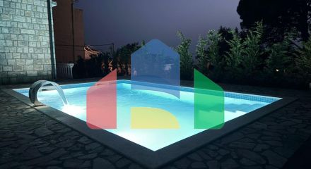 Предлагается к продажае дом в Барской ривьере, местечко Ратац. Предлагается к продажае дом в Барской ривьере, местечко Ратац.