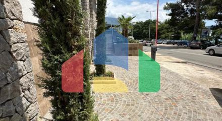 Квартира студия 36м2 с терассой 28м2 в городе Бар, на 1 линии от моря в новом современном доме