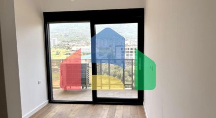 Квартира с 2 спальнями в комплексе Сохо Сити в Баре