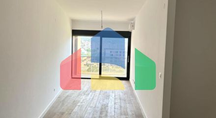 Квартира с 2 спальнями в комплексе Сохо Сити в Баре