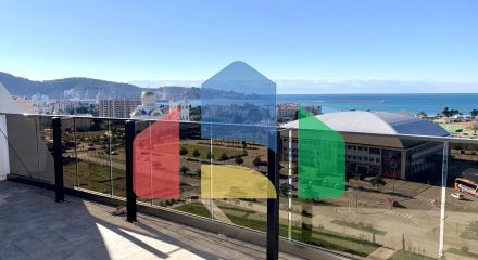 Spacious luxury penthouse with panoramic sea views in a modern complex in Bar.