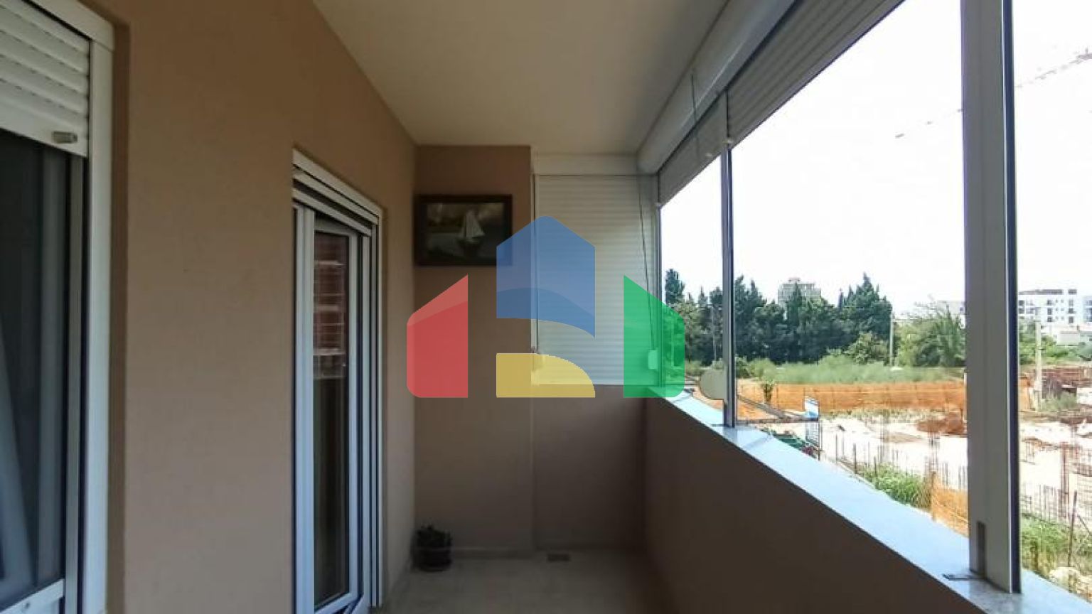 Продажа квартиры с одной спальней в городе Бар, Черногория.