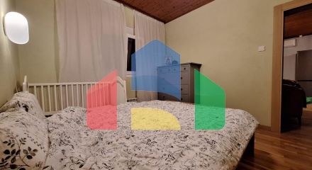 Каменный дом с центральным отоплением в Старом Баре