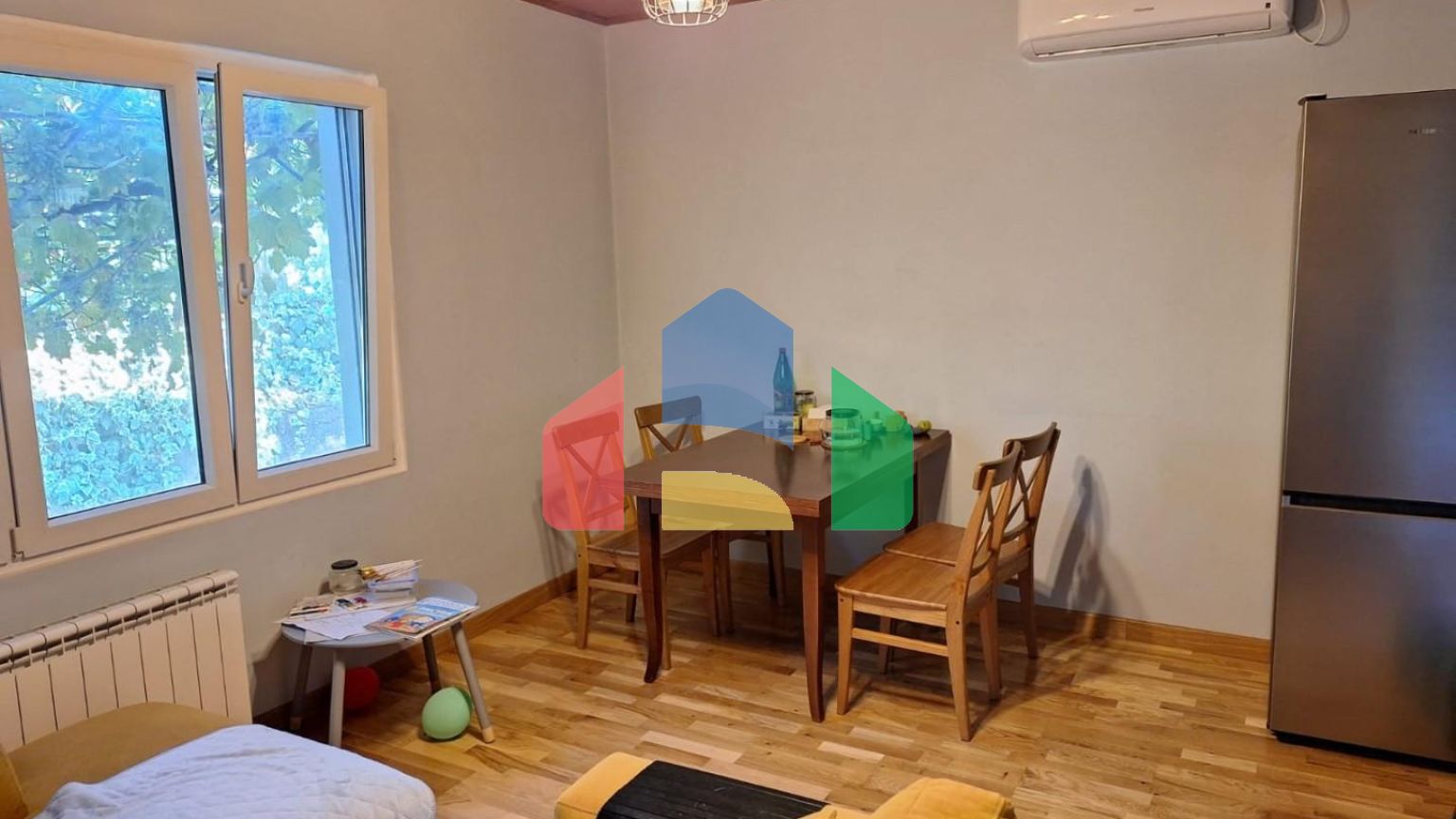 Каменный дом с центральным отоплением в Старом Баре