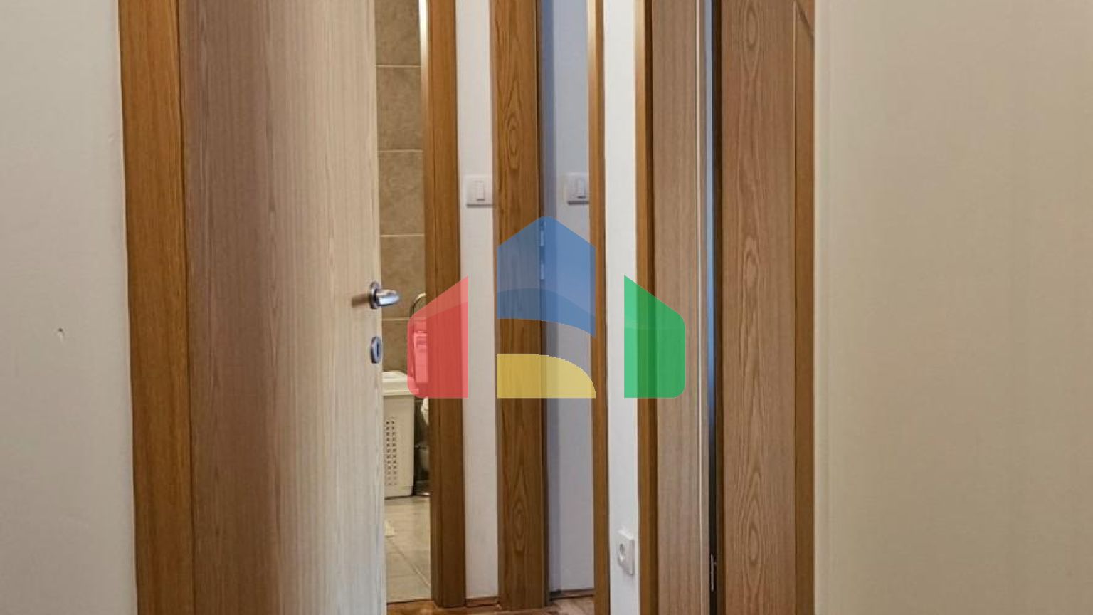 Предлагается к продаже квартира в городе Бар, новый дом.