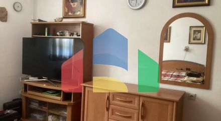 Просторный двухэтажный дом с фруктовым садом в районе Полье, Бар