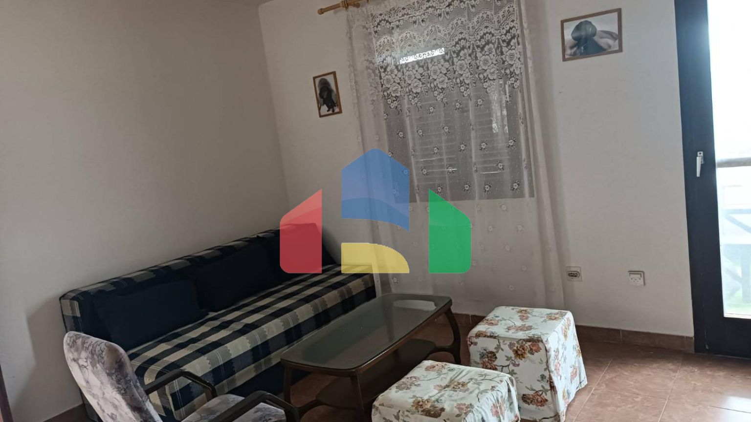 Недорогой дом с большим участком в Шушани.