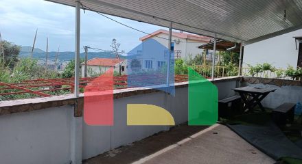 Недорогой дом с большим участком в Шушани. Недорогой дом с большим участком в Шушани.